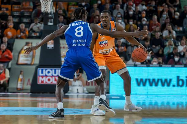 多样性和深 多样性和深