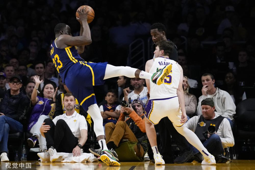 由内马尔再 由内马尔再